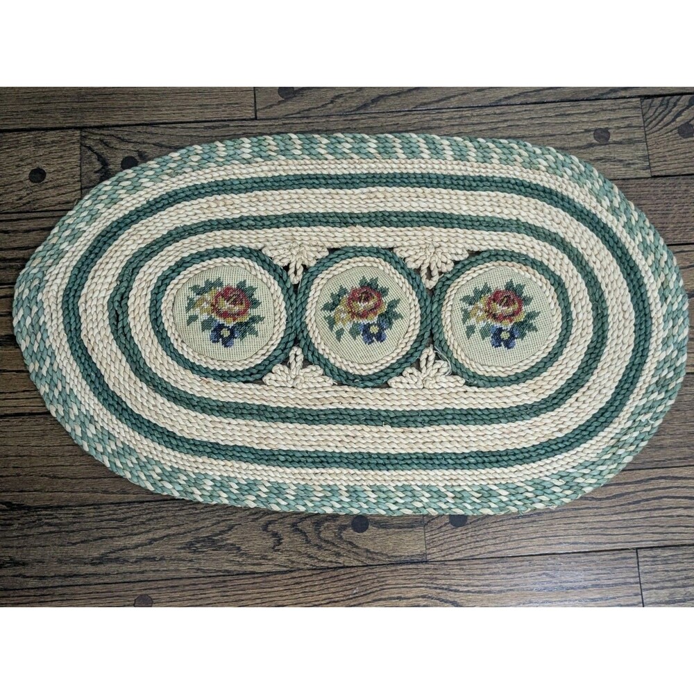 Vtg 1970's Woven Raffia Straw Floral Needlepoint Table Centerpiece Mat 30"x17"
